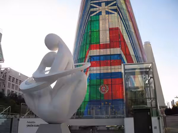 Plaza Europa de la Expo92 en Sevilla (España) (2012)