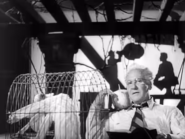 Screenshot of en:Erskine Sanford from the Citizen Kane trailer (1940)