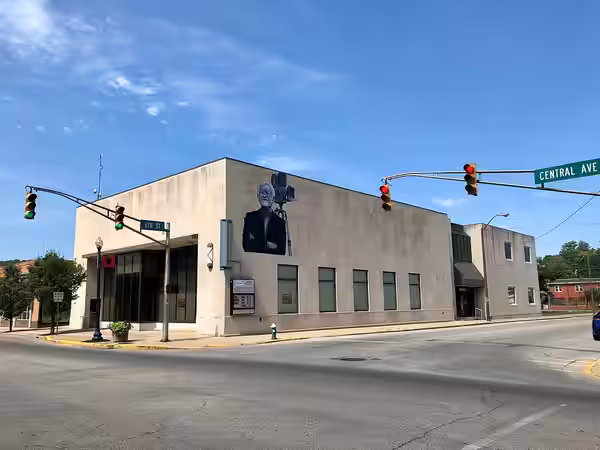 Central Avenue, Connersville, IN