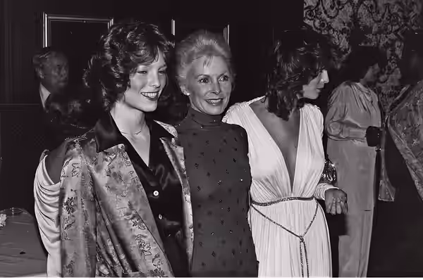 Janet Leigh and daughters Kelly Curtis (left) and Jamie Lee Curtis at the National Film Society convention, May 1979. NOTE: Permission granted to copy, publish,