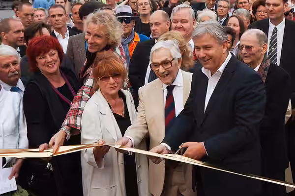 Thomas Gottschalk und Klaus Wowereit bei der Eröffnung des Boulevard der Stars in Berlin