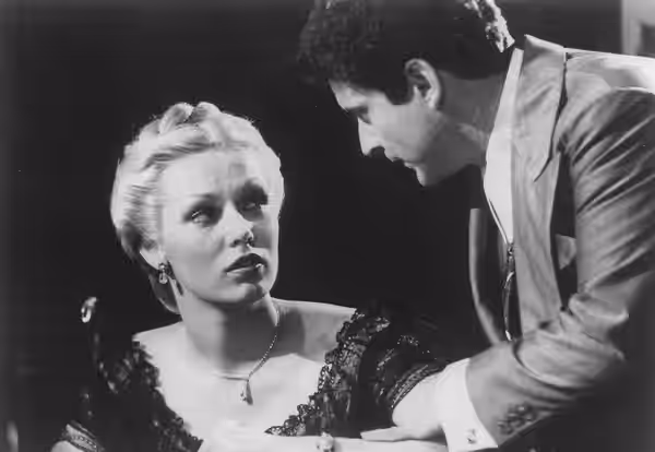 Press photo from 1980 of Cathy Moriarty and Joe Pesci on the set on Raging Bull