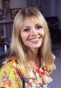 Britt Ekland taken in her apartment London (1972)