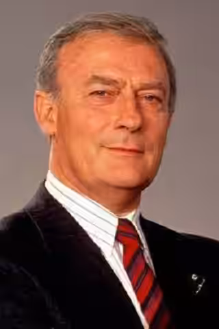 Edward Woodward