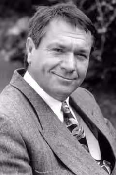 Michael Elphick