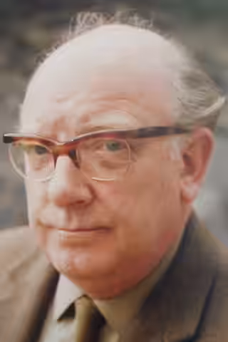 Arthur Lowe