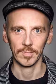 Ewen Bremner