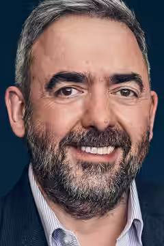 Simon Blackwell