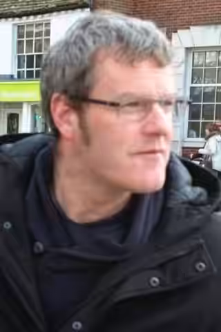 Andy Hollis