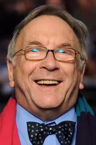 Sam Kelly