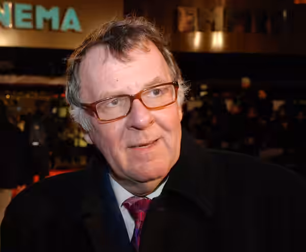 Tom Wilkinson at the Duplicity premiere at Leicester Square. (2009)
