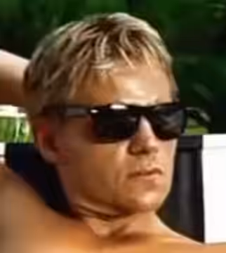 Marc Warren