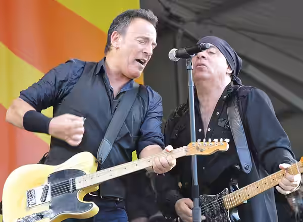Bruce Springsteen &amp; The E Street Band - New Orleans Jazz &amp; Heritage Festival 2012