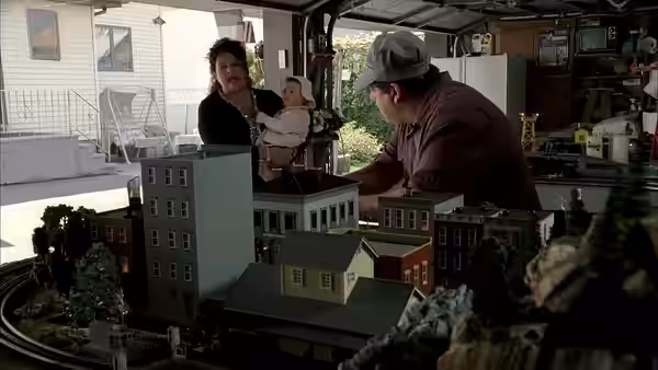 Janice and Bobby Baccalieri in "Members Only" (2024)