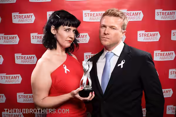 Thanks for viewing the official Streamy Awards photos! The exclusive photos of the winners and presenters are here. You don't want to miss those! We could not h (2010)