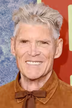 Everett McGill