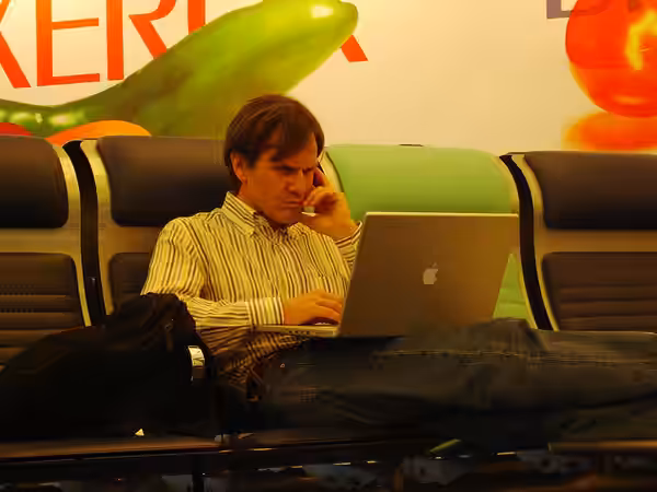 Aaron Sorkin at the John F. Kennedy International Airport in New York City, New York, United StatesWorried. (2006)