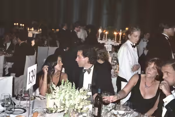 Jerry Seinfeld with date Shoshanna Lonstein. Also, Carol Leifer is seated to Jerry's left. 1995 Emmy Awards NOTE: Permission granted to copy, publish, broadcast