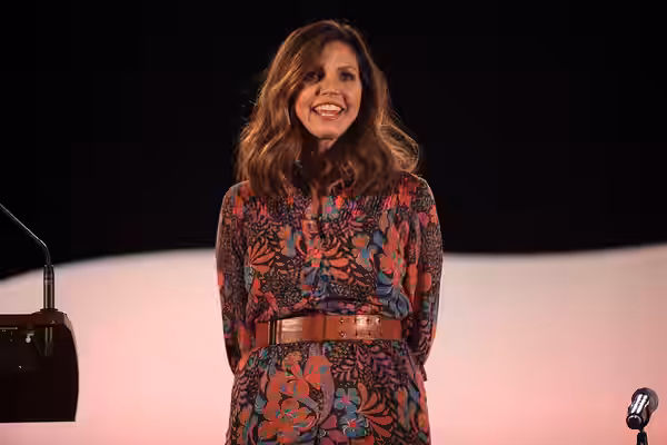 Charisma Carpenter speaking at the 2015 Phoenix Comicon at the Phoenix Convention Center in Phoenix, Arizona. Please attribute to Gage Skidmore if used elsewher