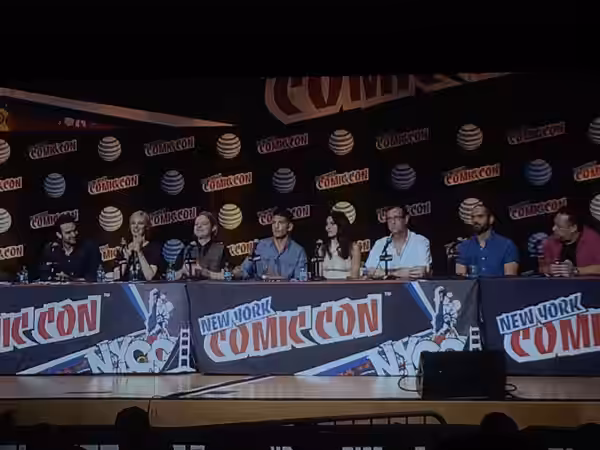 The cast and creative team of Daredevil speaking at the panel at w:New York Comic Con 2015 to promote season 2 of the series.