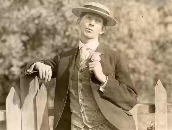 Silent film actor Sterling Halloway. Subjects (LCTGM): actors (1927)