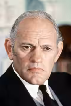 Harry Andrews