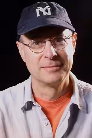 Raymond Singer