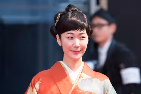 第29回 東京国際映画祭 オープニングセレモニー 黒木華 (2016)