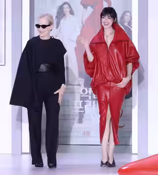 Meryl Streep and Anne Hathaway attend the red carpet event for 'The Devil Wears Prada 2' held at the Times Square Atrium in Yeongdeungpo, Seoul on April 8, 2026