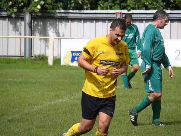 Danny Miller (2012)