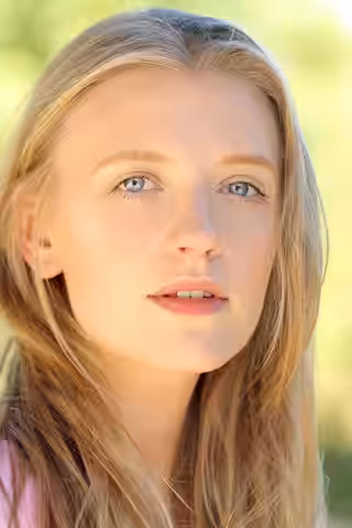 Poppy Lee Friar