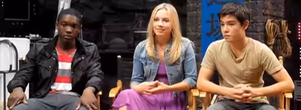 Ryan Potter, Gracie Dzienny and Carlos Knight from Nickelodeon's Supah Ninjas tell LA Teen Festival about their own real life martial art skills. You can read t (2011)