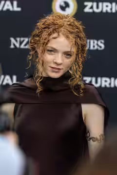 Alexa Goodall on the Green Carpet at the 2025 Zurich Film Festival.