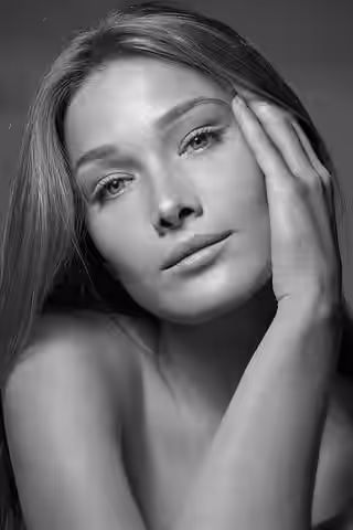 Carla Bruni