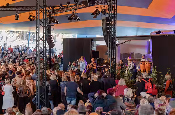 Kaustinen, Finland Samuli Edelmann and Orkestra Kaustinen Folk Music Festival, celebrated yearly in July in Kaustinen, Finland, is the biggest folk music and da (2019)