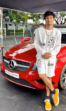 On the sets of Kaisi Yeh Yaaria (2023)