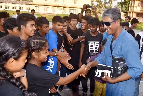 Bollywood Actor Adil Hussein Enraging local Assam Parkour Member’s at Goalpara Collage Play Ground. On Wednesday. Assam Parkour 40 Member’s Displaying Parkour S (2016)
