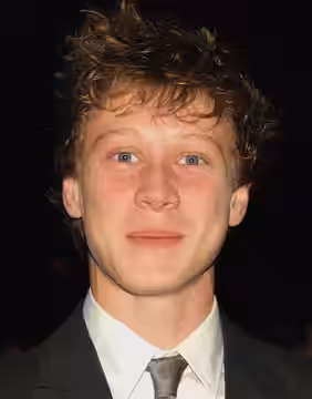 George MacKay, The Boys are Back film premiere (2009)