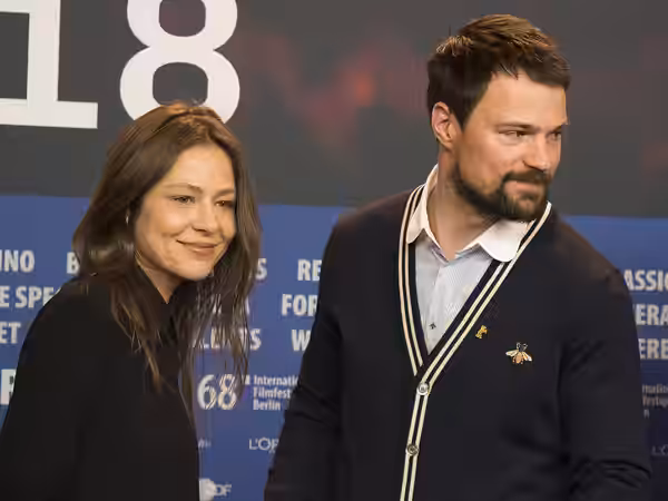 Elena Lyadova and Danila Kozlovsky at the press conference of Dovlatov at Berlinale 2018.