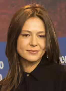Elena Lyadova at the press conference of Dovlatov at Berlinale 2018.