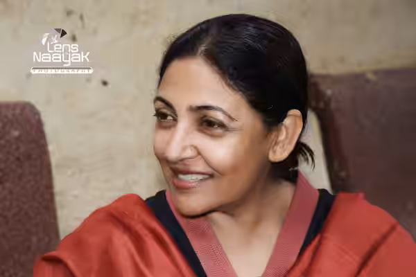 Bollywood Actress Deepti Naval by Lens Naayak Camaal Mustafa Sikander (2012)