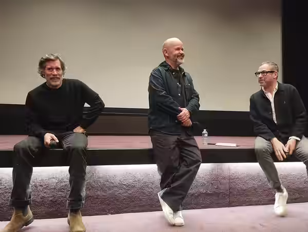 Jalil Lespert, Gilles Marchand et Bernard Benoliel à la Cinémathèque française, le 8 novembre 2025.
