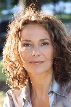 Valeria Cavalli