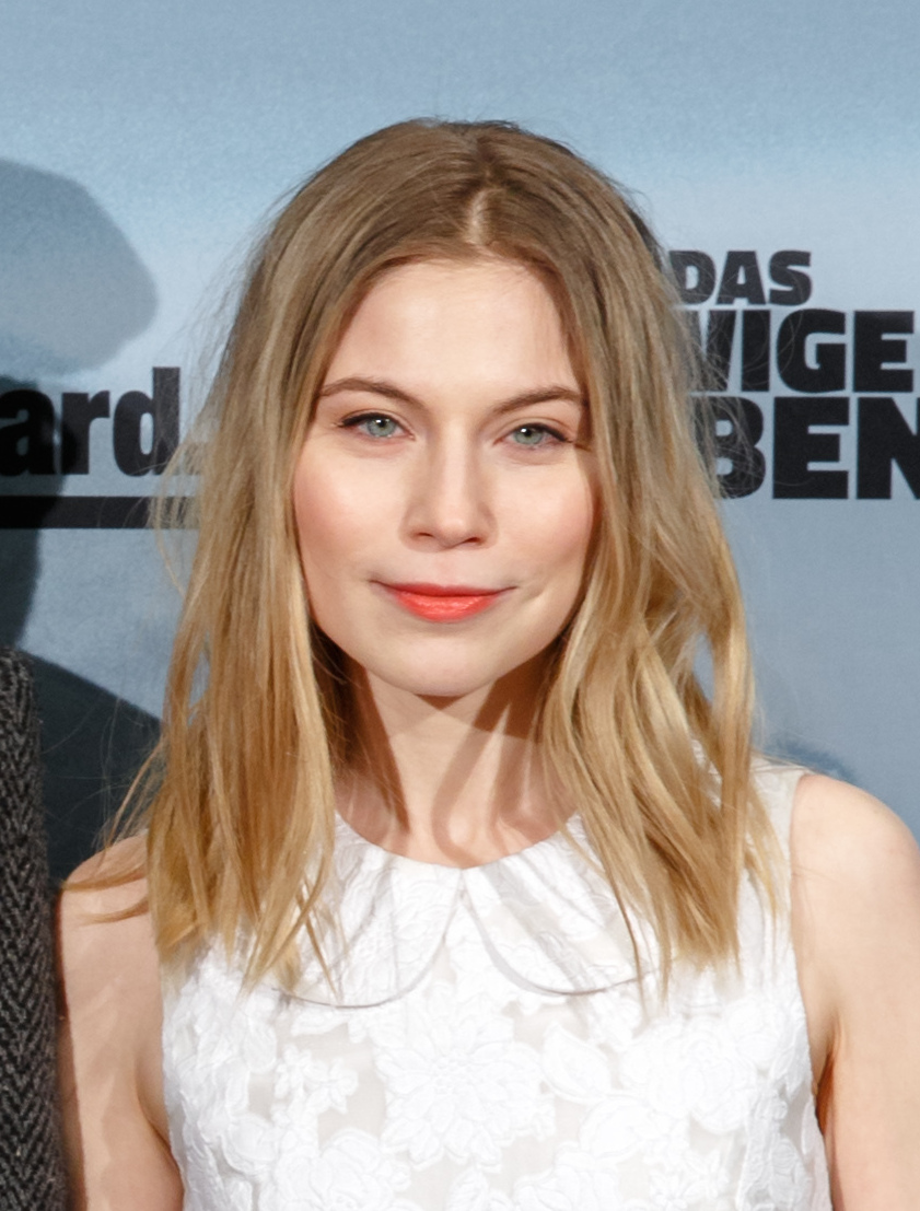 Nora Waldstätten