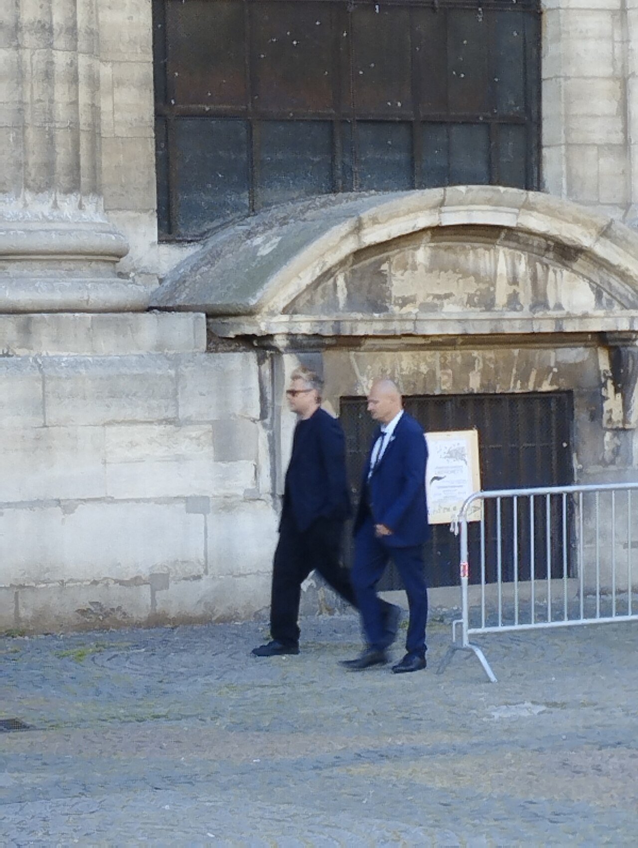 Benjamin Biolay aux obsèques de Nathalie Baye à l'église Saint-Sulpice de Paris, le 24 avril 2026.
