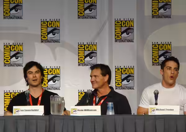 Ian Somerhalder, Kevin Williamson &amp; Michael Trevino (2010)