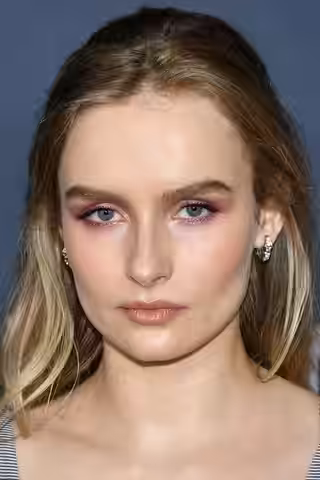 Olivia DeJonge