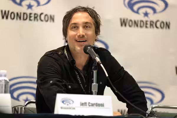 Jeff Cardoni speaking at the 2017 WonderCon at the Anaheim Convention Center in Anaheim, California. Please attribute to Gage Skidmore if used elsewhere.