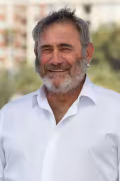 Sergi López en la sesión fotográfica en el Muelle Uno durante el Festival de Málaga 2020 presentando la película La Boda de Rosa