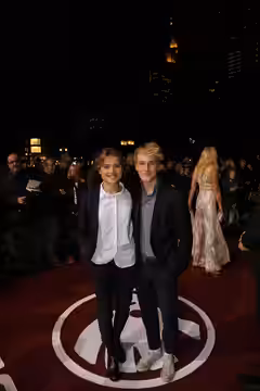 Mala Emde und Louis Hofmann beim Hessischen Film- und Kinopreis 2015